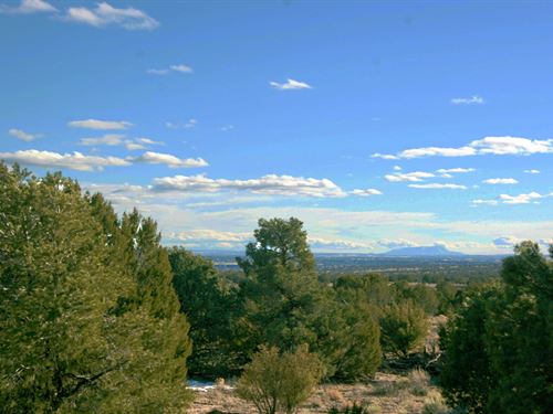 Arizona's Sierra Mountain Ranch : Saint Johns : Apache County : Arizona