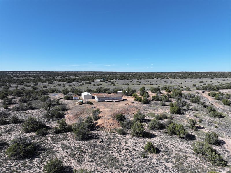 High Desert Hideaway : Saint Johns : Apache County : Arizona