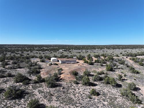 High Desert Hideaway : Saint Johns : Apache County : Arizona