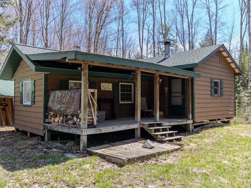 Wilderness Retreat : Mercer : Iron County : Wisconsin